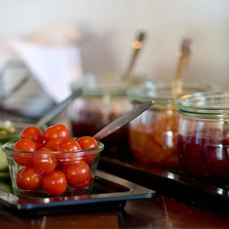 Хостел Danhostel Рённе