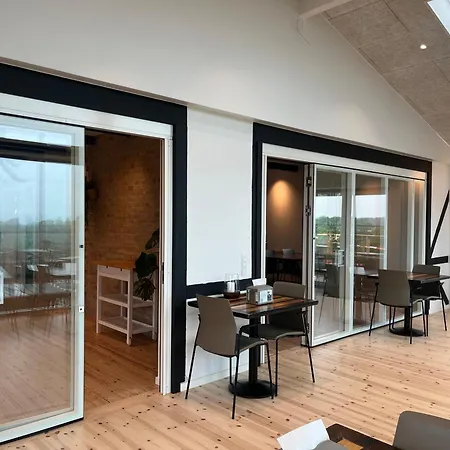 Danhostel Хостел *