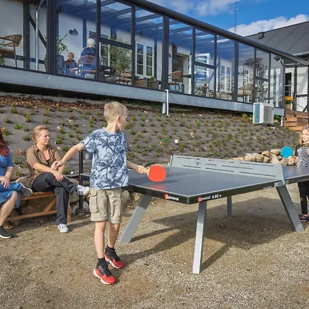 Danhostel Рённе